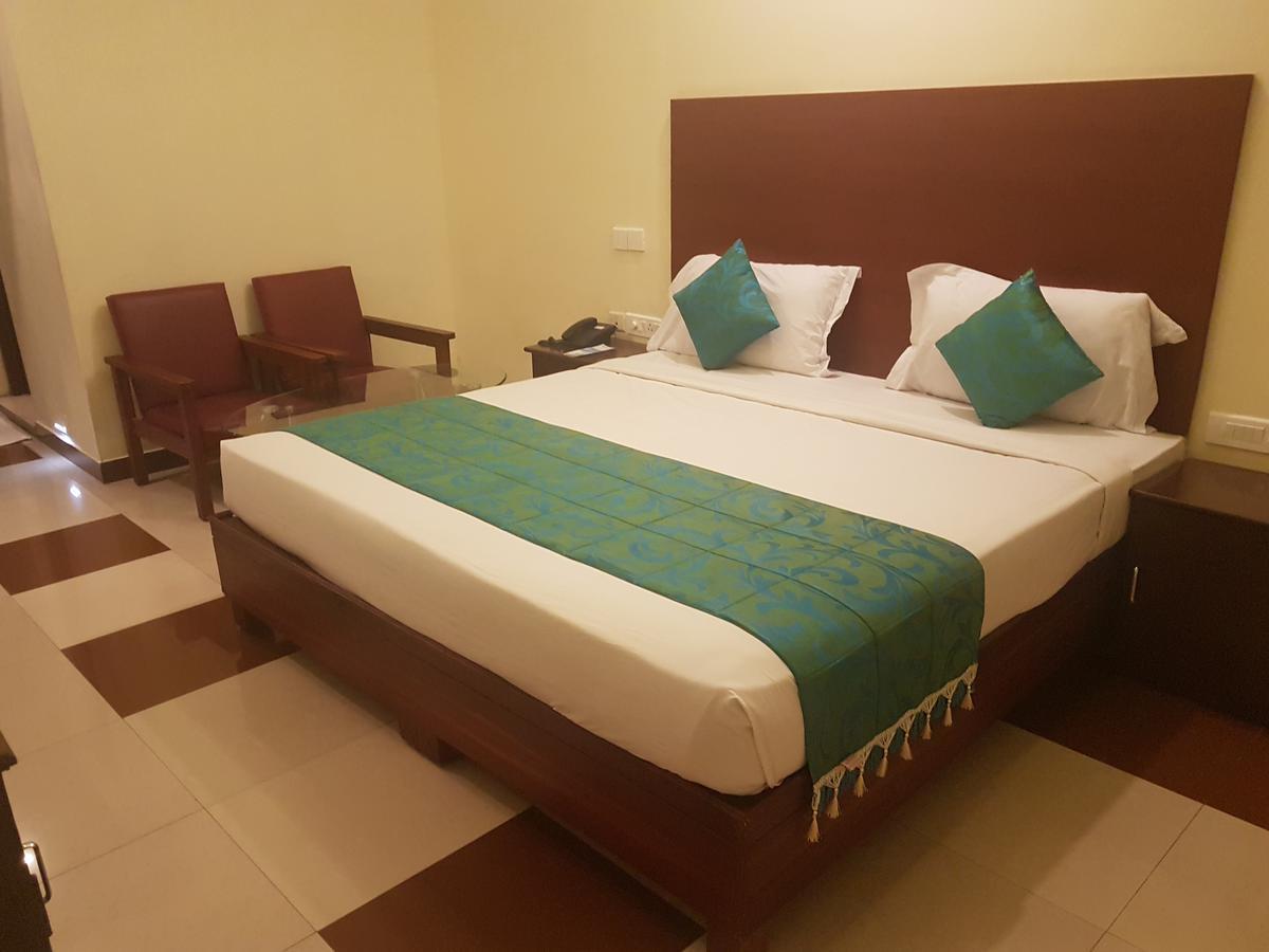 Hotel Pearl Residency Thrissur 外观 照片