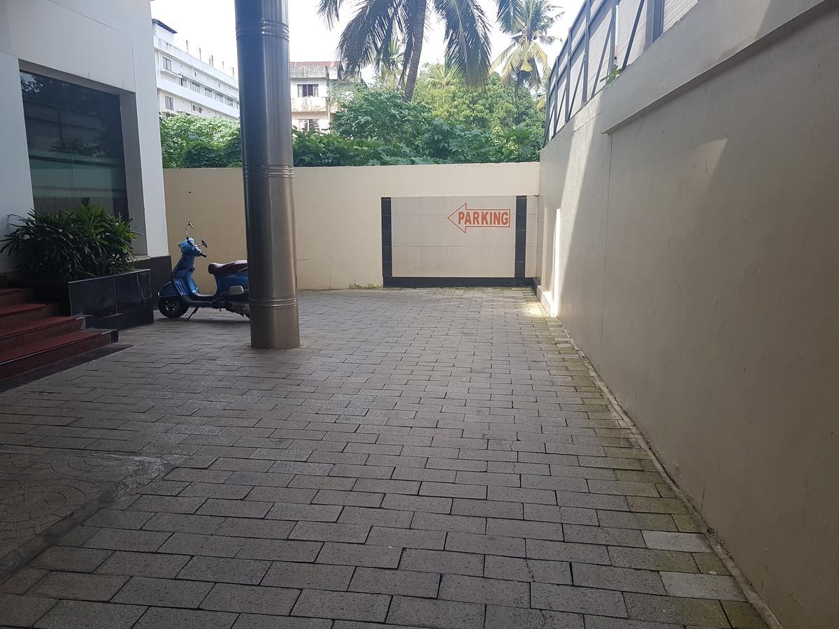 Hotel Pearl Residency Thrissur 外观 照片